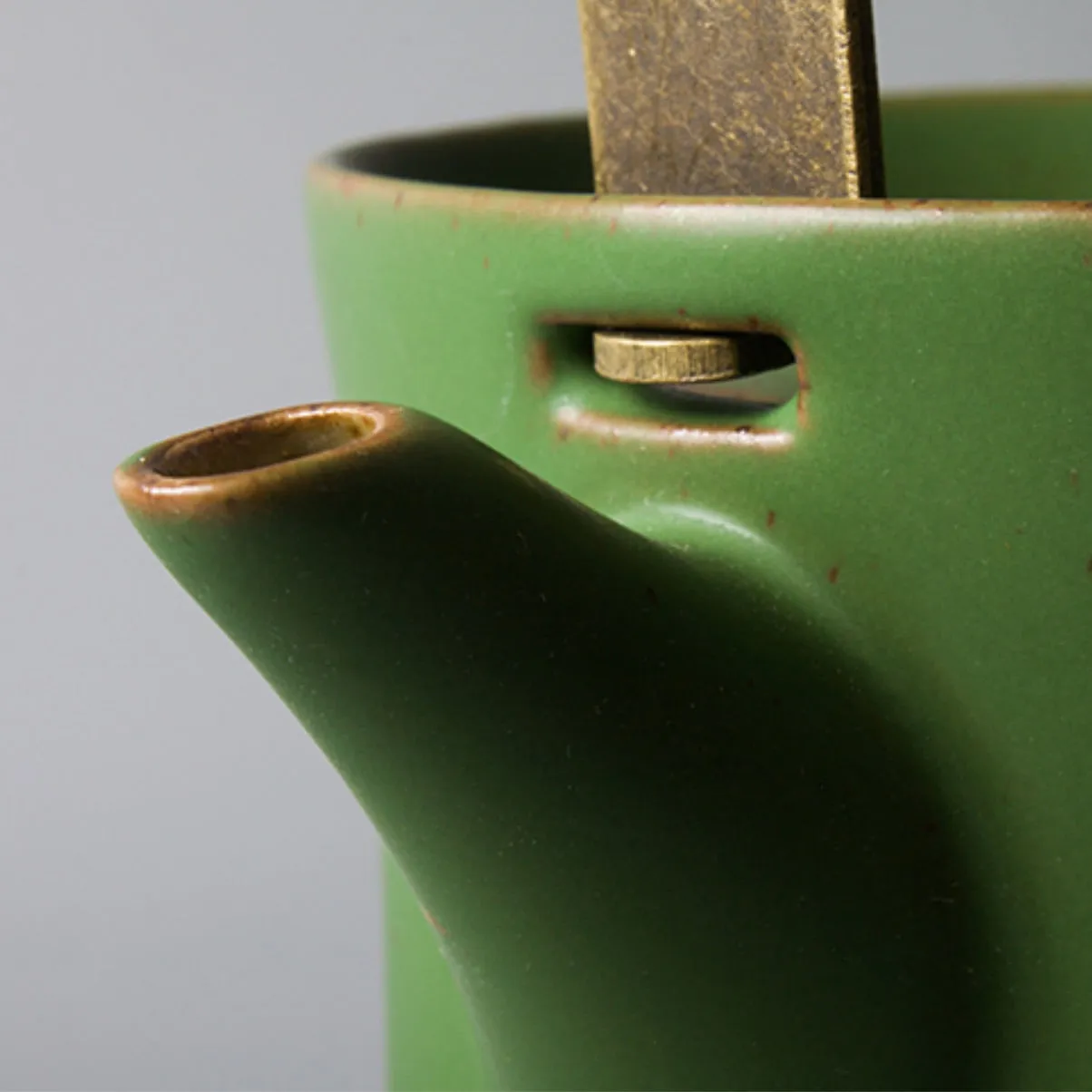 Mirai Modern Green Oriental Tea Pot