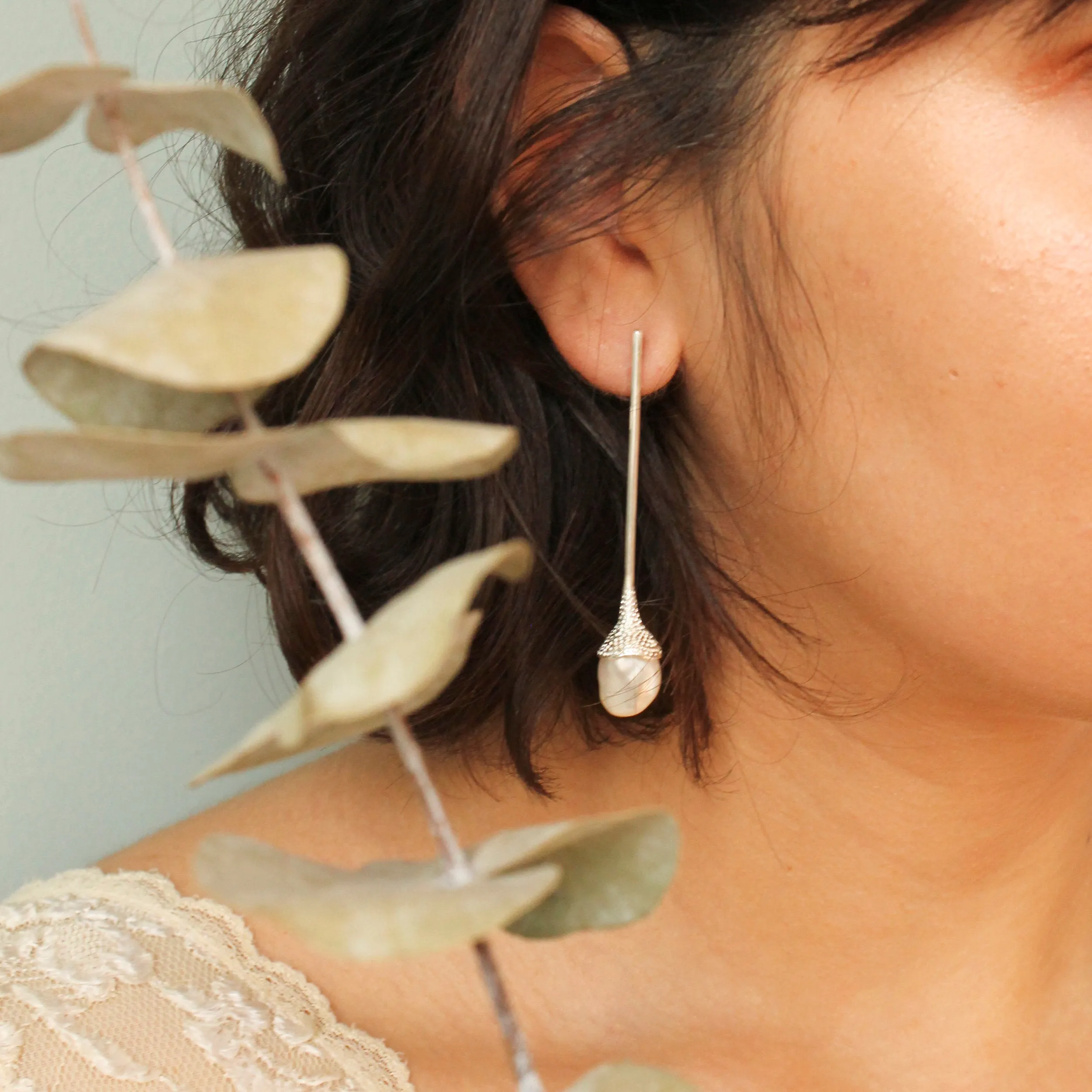 perla drop earrings